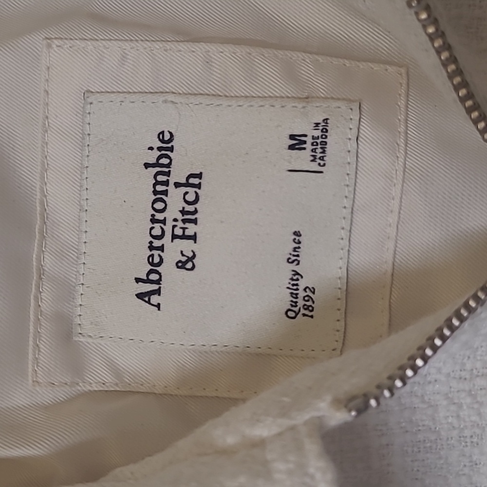 Abercrombie &‎ Fitch Women's Cream Textured Blazer NEW NO TAG. - Picture 2 of 16
